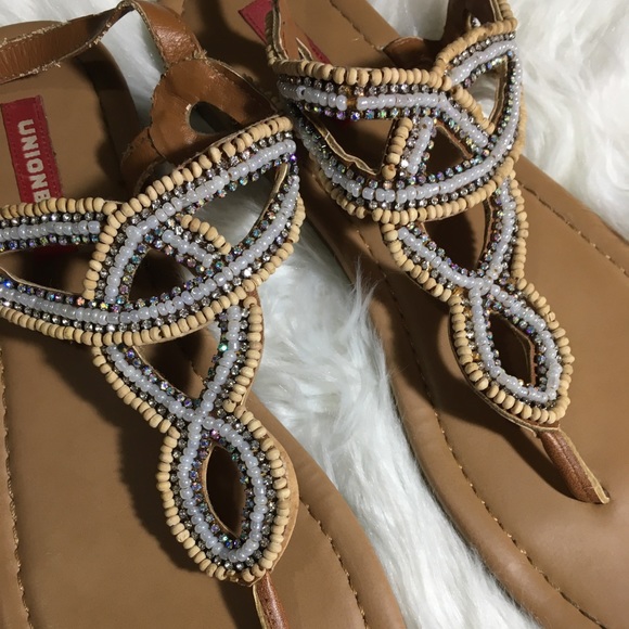 Union Bay Beaded Shell Strap Sandal - Picture 4 of 8